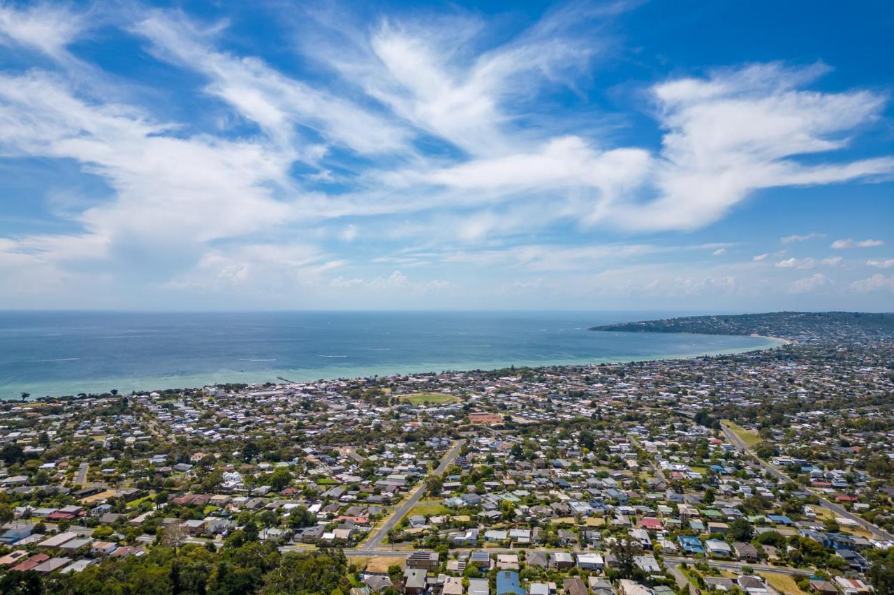 Spacious Home With Ocean Views Dromana Esterno foto